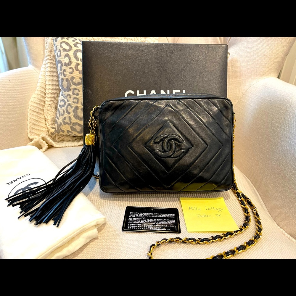 Chanel vintage Tassele Camera case bag with chain, in chevron quilts 24k gold